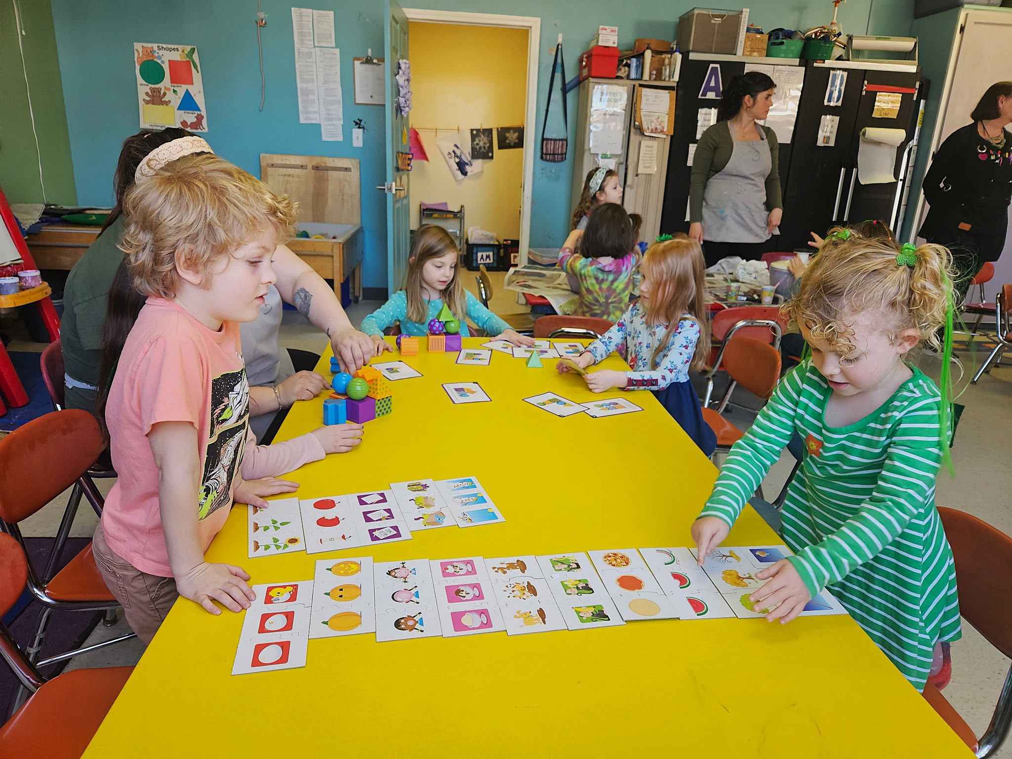 What is a play-based curriculum?